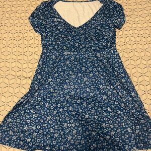 Verdusa Women's V Neck Short Sleeve Floral Print A Line Flared Mini Dress Blue M